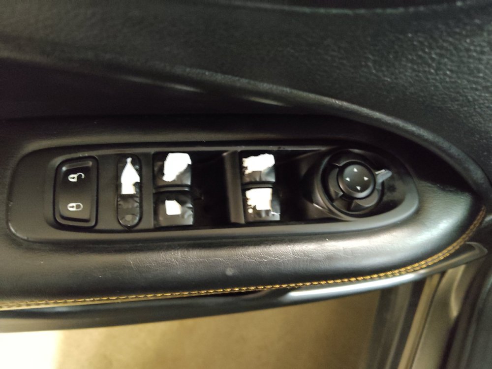 Used 2020 Jeep Compass Limited FWD image 27