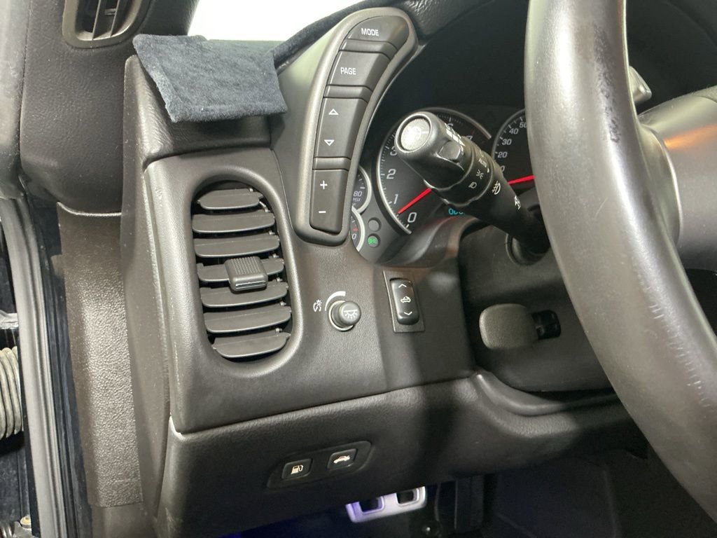 Used 2007 Chevrolet Corvette Convertible w/ Preferred Equipment Group image 21