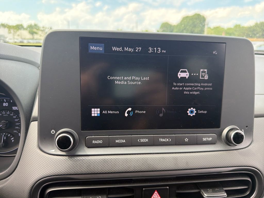 Certified 2023 Hyundai Kona SEL AWD/4WD image 20