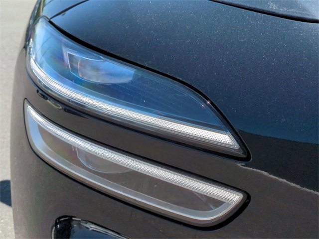 Used 2024 Genesis G70 2.5T w/ Sport Prestige Package image 10