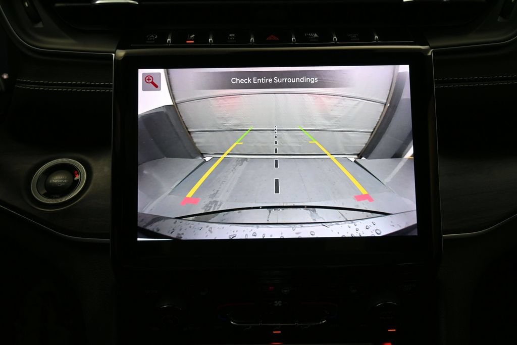 Used 2023 Jeep Grand Cherokee L Limited RWD image 11