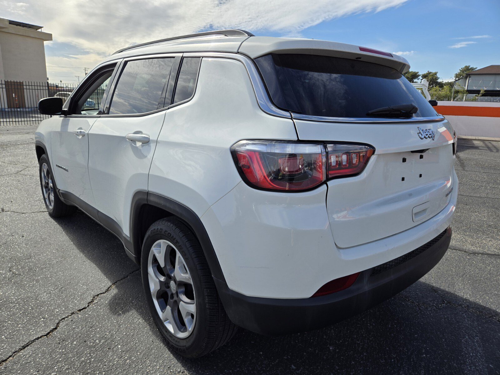 Used 2020 Jeep Compass Limited FWD image 3