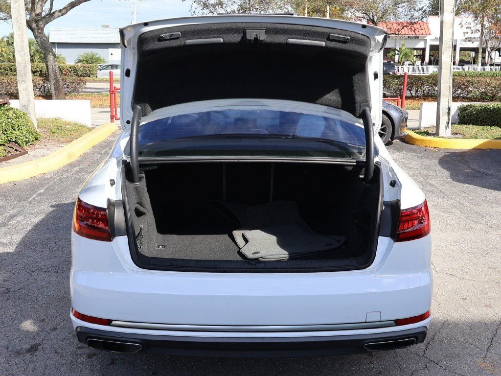 Used 2019 Audi A4 2.0T Premium w/ Convenience Package image 18