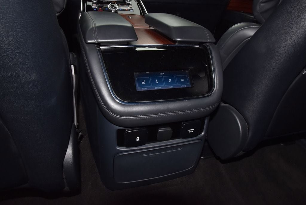 Used 2024 Lincoln Navigator L 4WD image 21