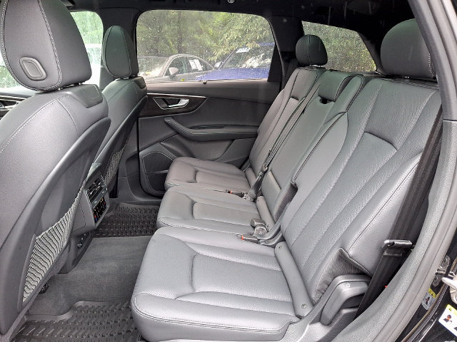 Certified 2026 Audi Q7 3.0T Premium Plus AWD/4WD image 10