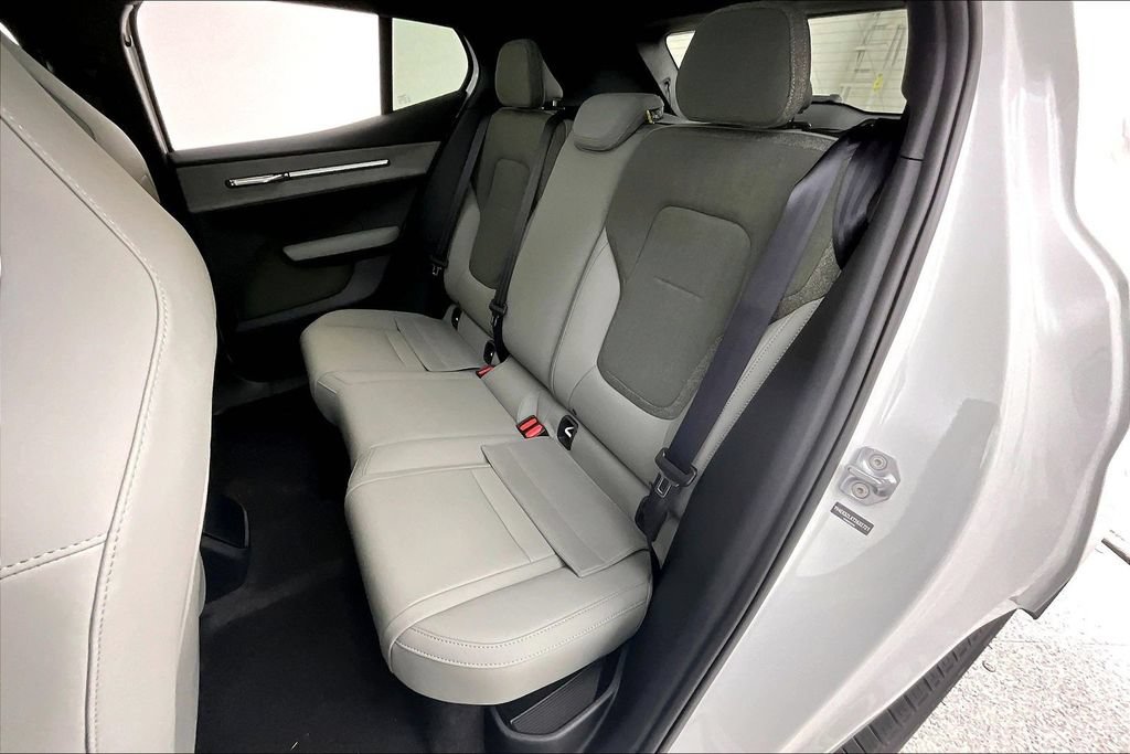 New 2026 Volvo EX30 Ultra w/ Protection Package AWD/4WD image 22
