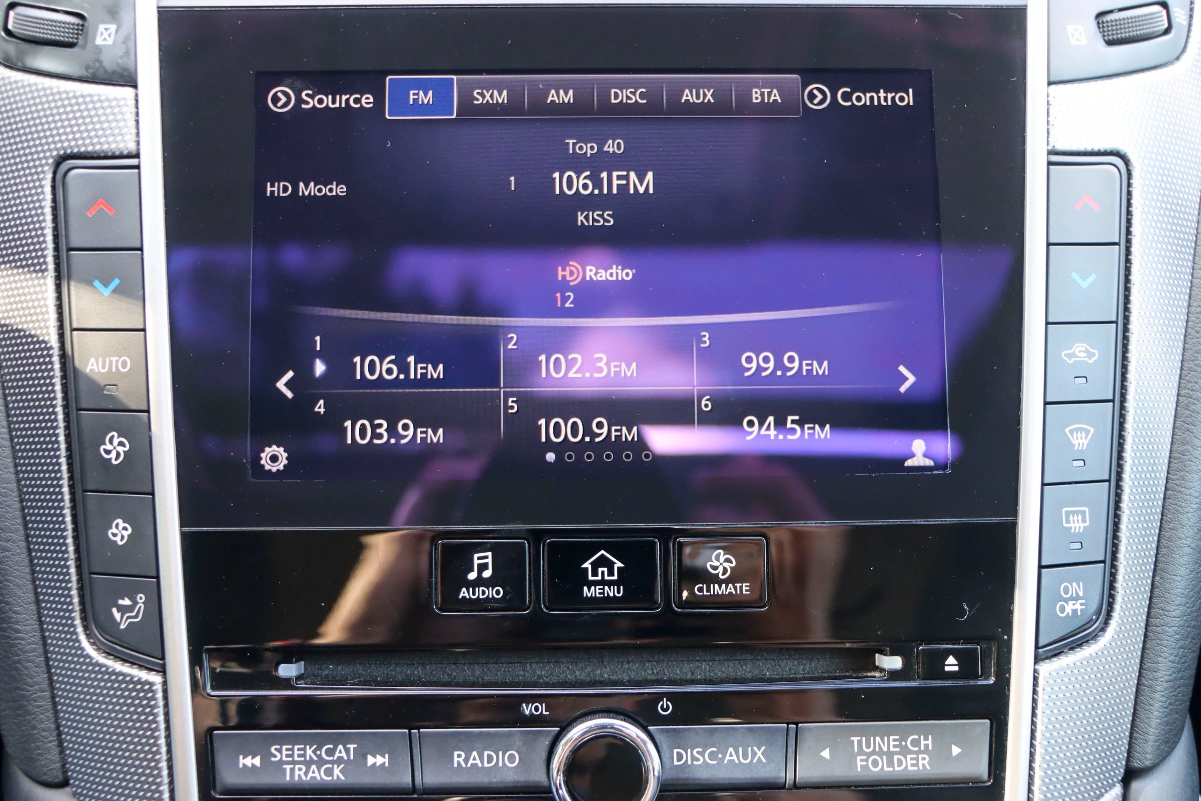 Used 2015 INFINITI Q50 Premium w/ Navigation Package AWD/4WD image 33