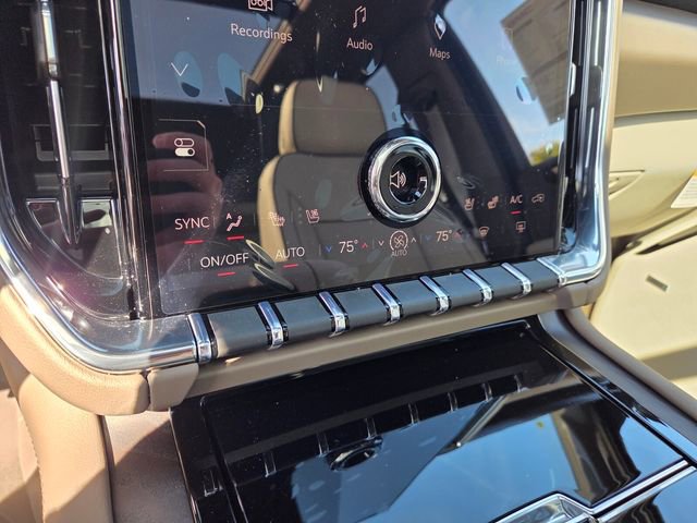 New 2026 GMC Yukon XL Denali w/ Denali Reserve Package AWD/4WD image 28