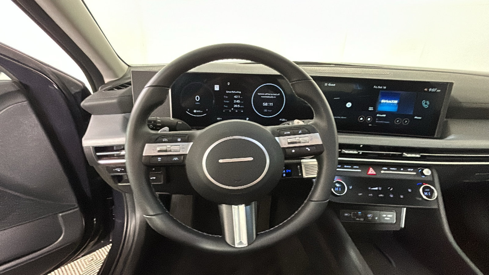 Used 2025 Hyundai Sonata SEL FWD image 18