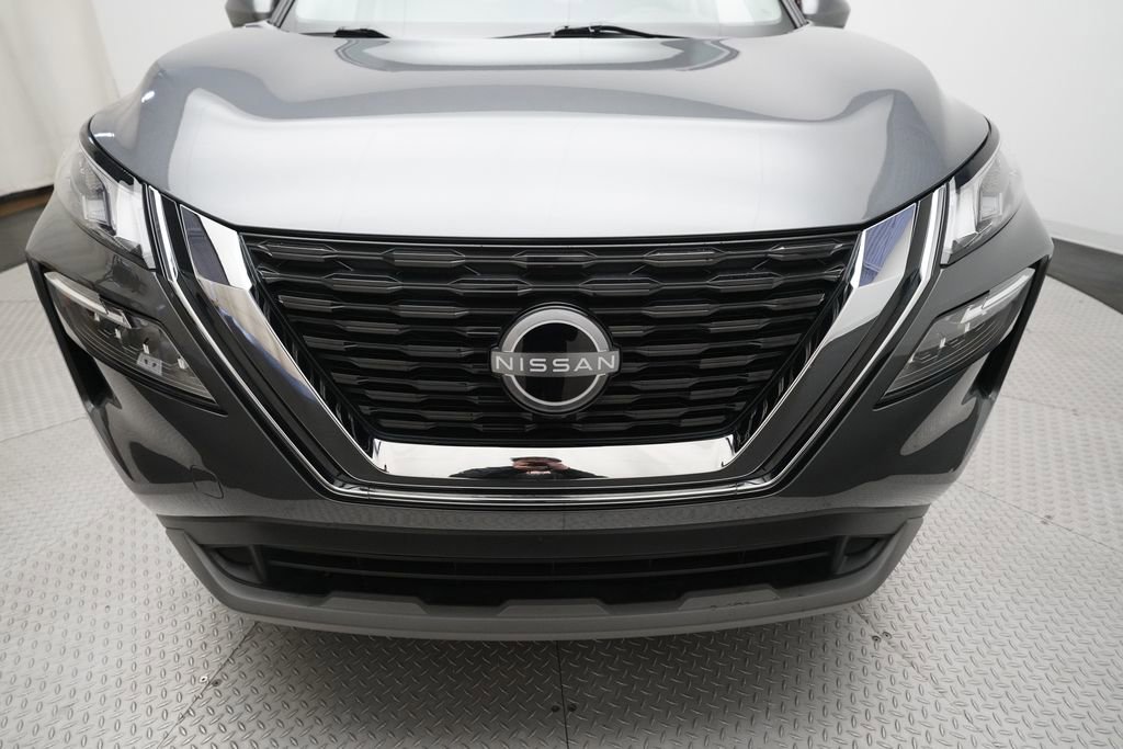 Certified 2023 Nissan Rogue SV image 21