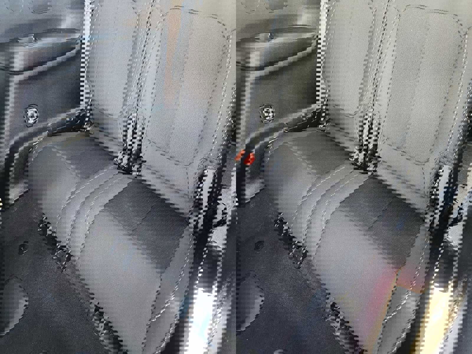 Used 2023 Jeep Grand Cherokee L Laredo image 10