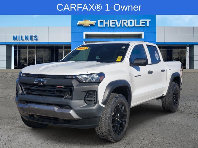Certified 2023 Chevrolet Colorado Trail Boss w/ LPO, Dark Essentials Package AWD/4WD image 2