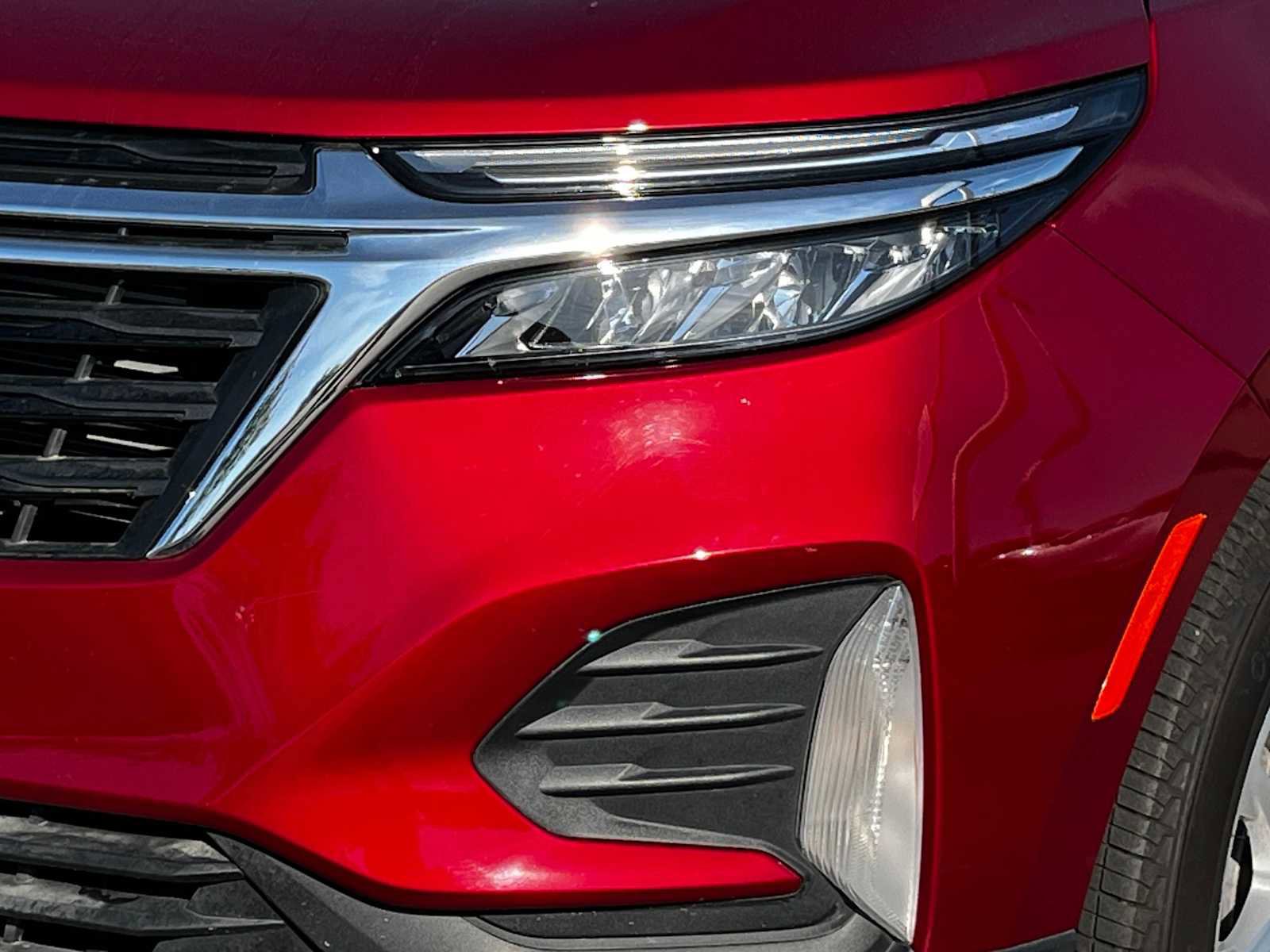 Used 2023 Chevrolet Equinox LT w/ LPO, Floor Liner Package image 10