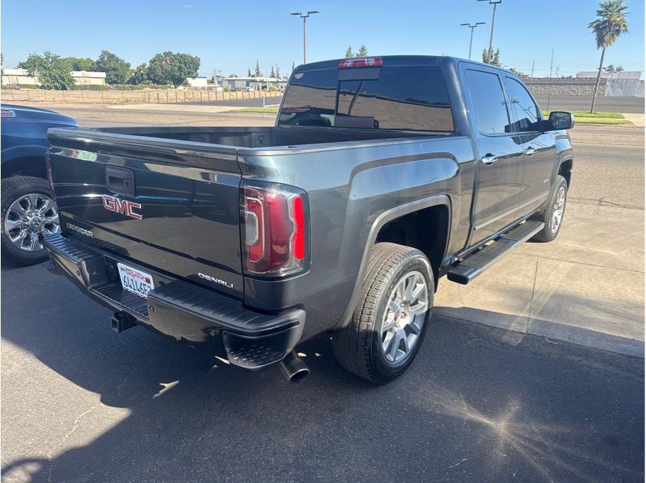 Used 2017 GMC Sierra 1500 Denali RWD image 5