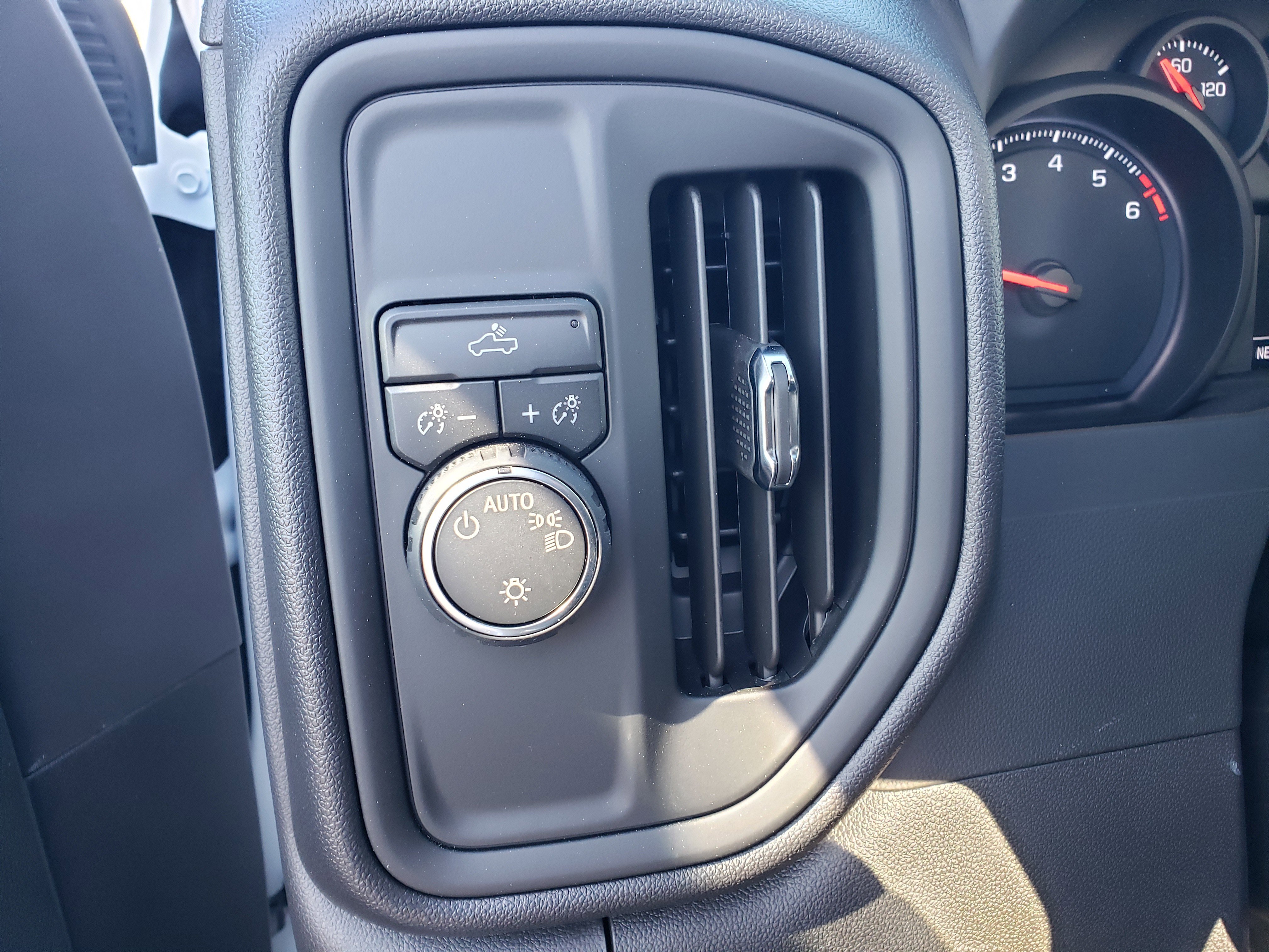 New 2026 Chevrolet Silverado 1500 W/T w/ WT Value Package image 14