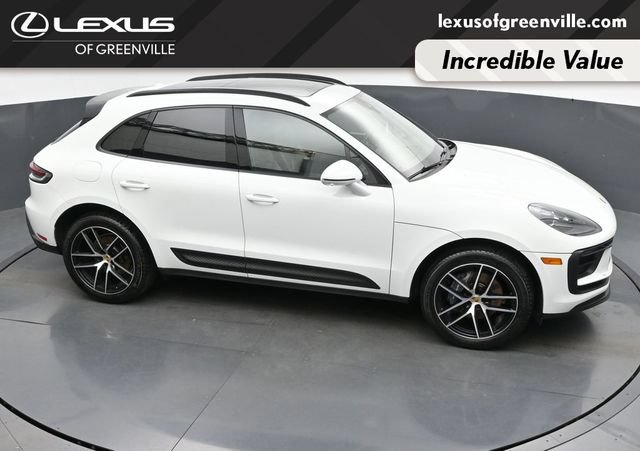 Used 2023 Porsche Macan Turbo AWD/4WD image 41