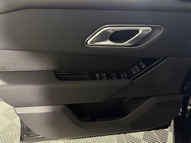New 2026 Land Rover Range Rover Velar Dynamic SE image 13