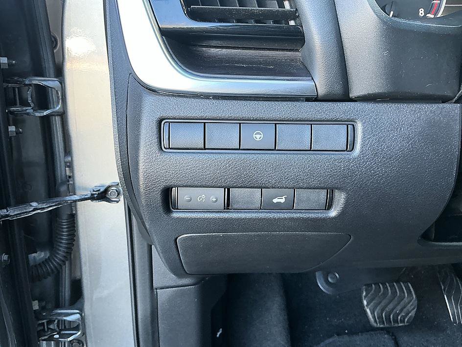 Certified 2021 Nissan Rogue SL image 13