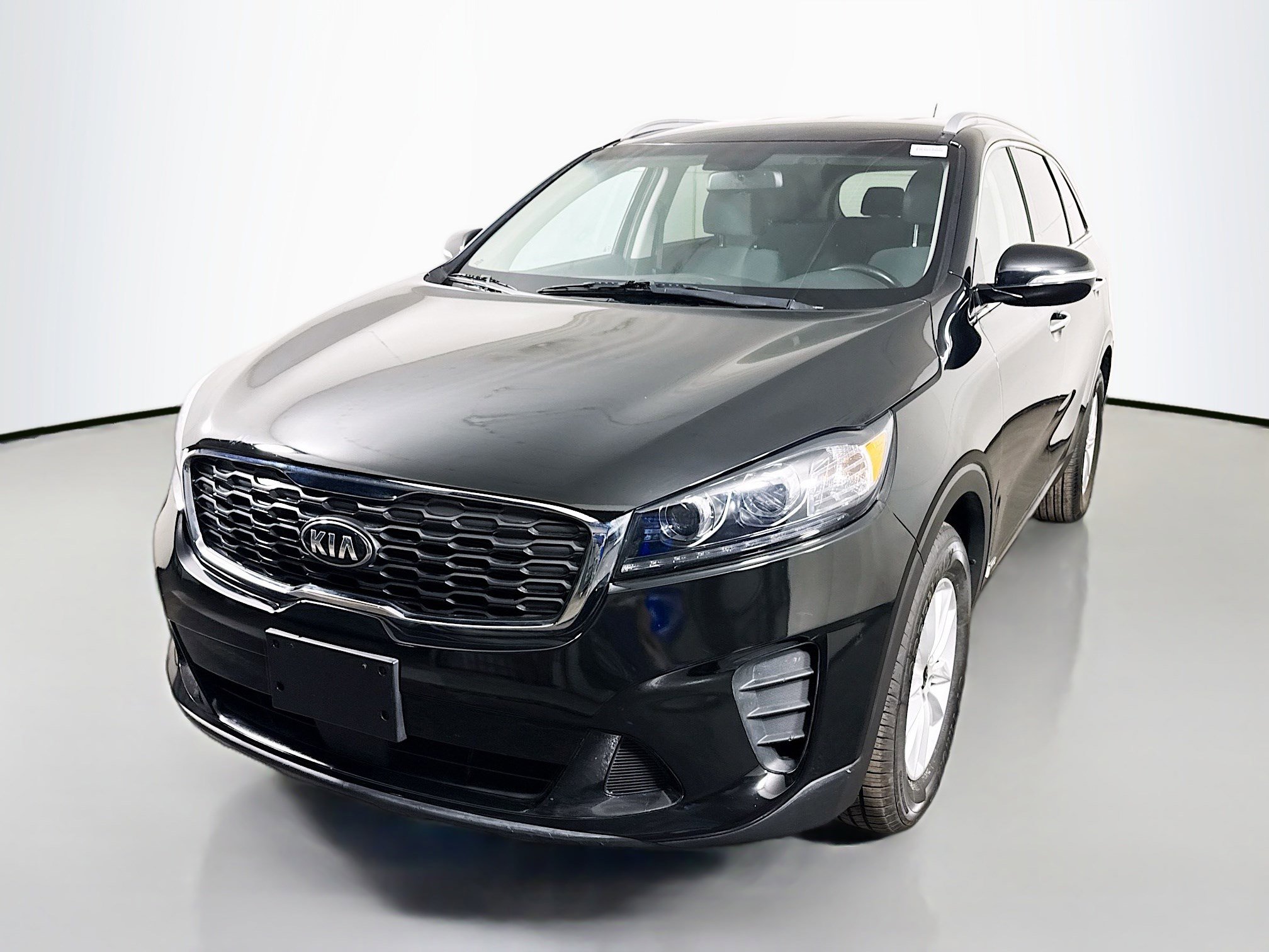 Used 2020 Kia Sorento LX w/ LX I4 Convenience Package image 4