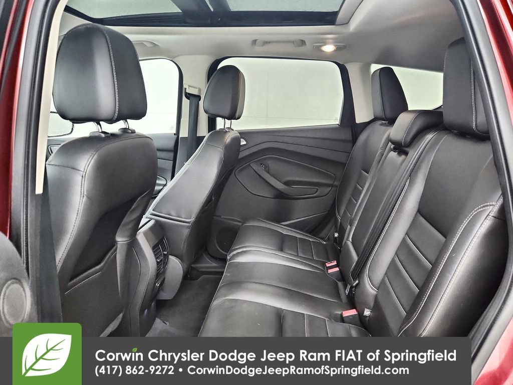 Used 2015 Ford Escape Titanium w/ Equipment Group 301A AWD/4WD image 30