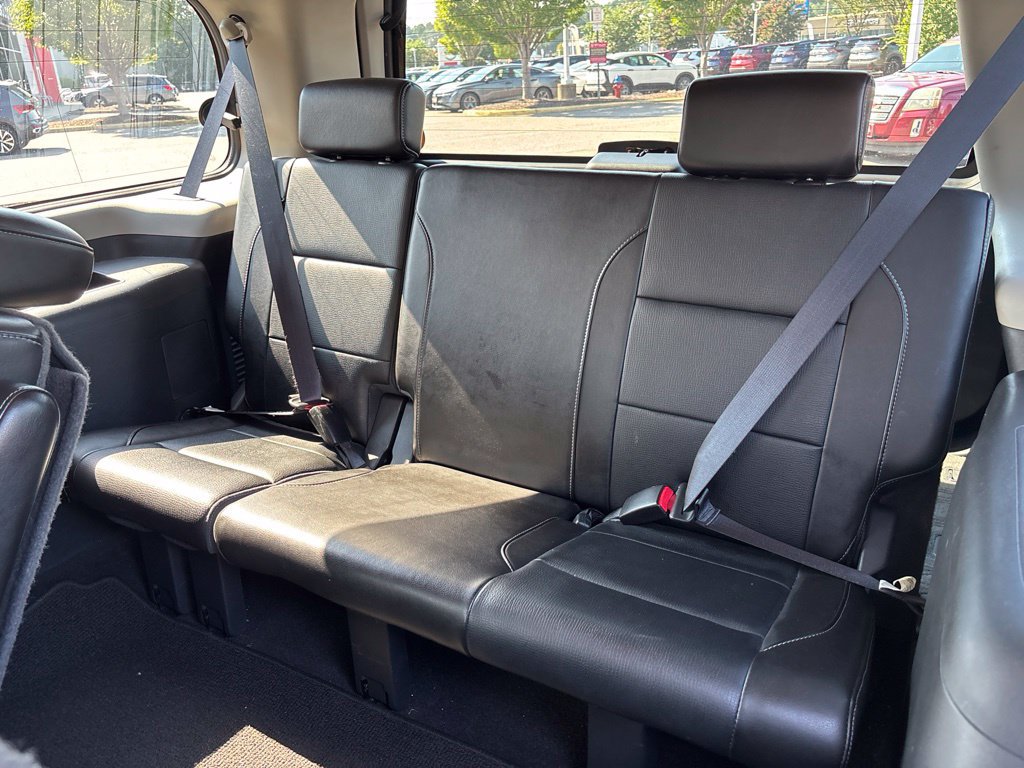 Used 2015 Nissan Armada Platinum w/ 2nd Row Captain Seat Package AWD/4WD image 8