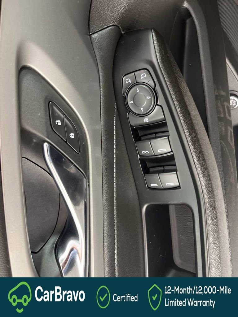 Certified 2023 Chevrolet Traverse LT w/ Rear Camera Mirror Package image 26