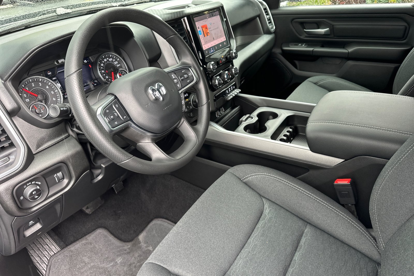 New 2026 RAM 1500 Express AWD/4WD image 10