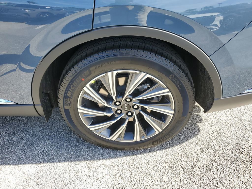 New 2026 Lincoln Aviator 2WD image 8