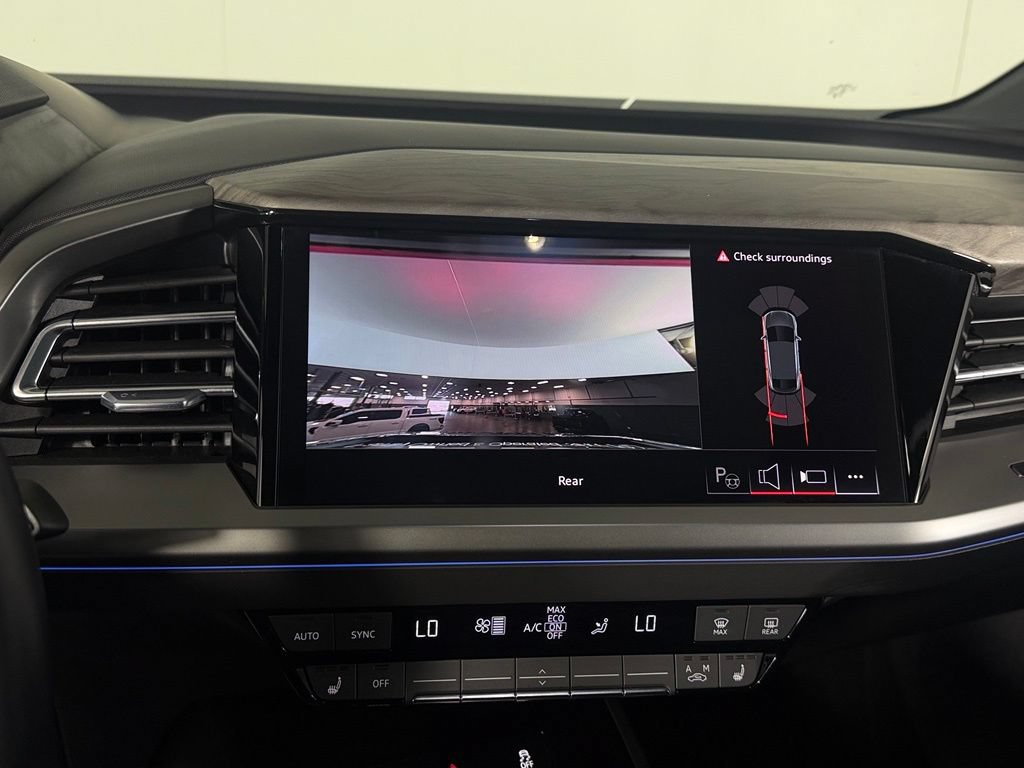 Used 2024 Audi Q4 e-tron Prestige AWD/4WD image 17