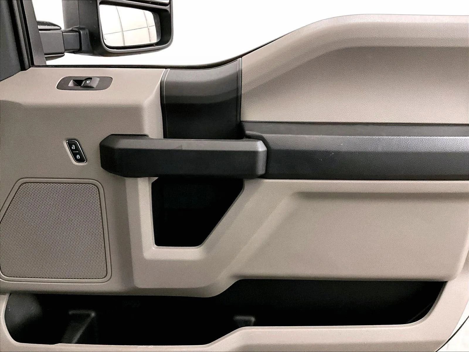 Certified 2021 Ford F250 XL w/ Power Equipment Group image 24