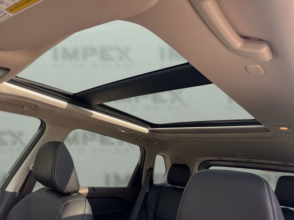 Used 2023 Nissan Rogue SL w/ SL Premium Package image 12