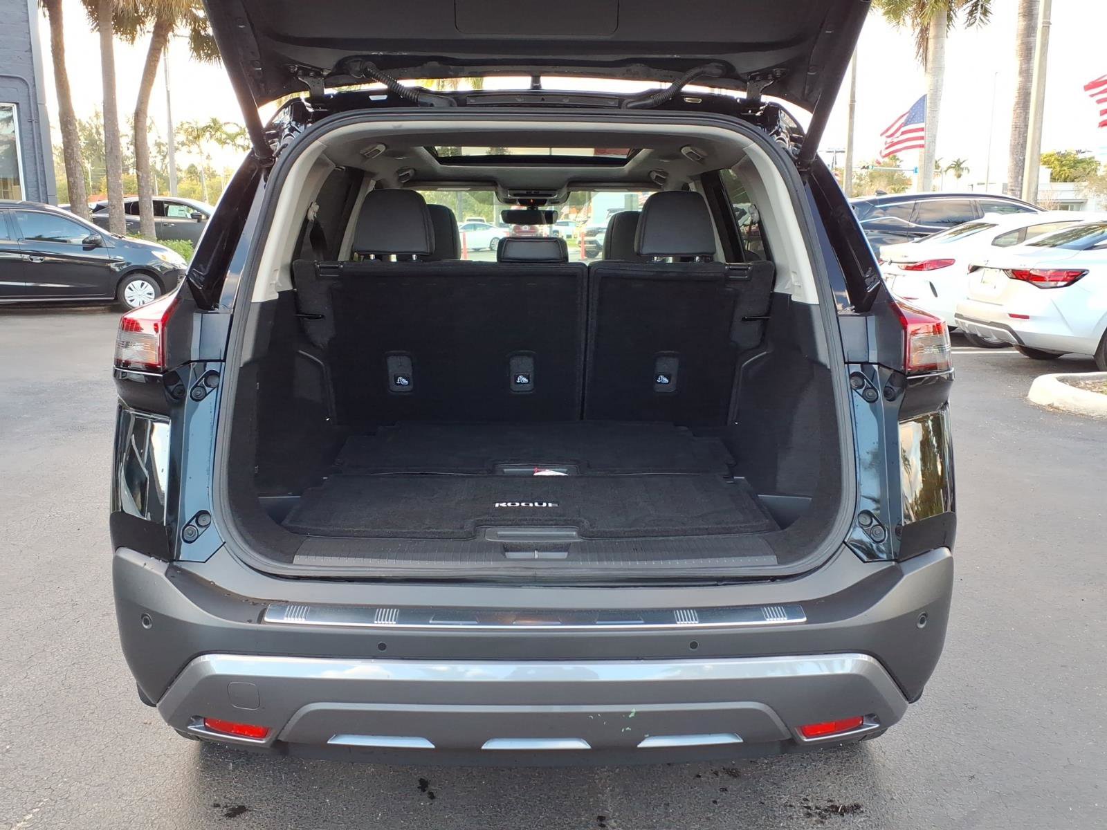 Certified 2023 Nissan Rogue SL w/ SL Premium Package image 36