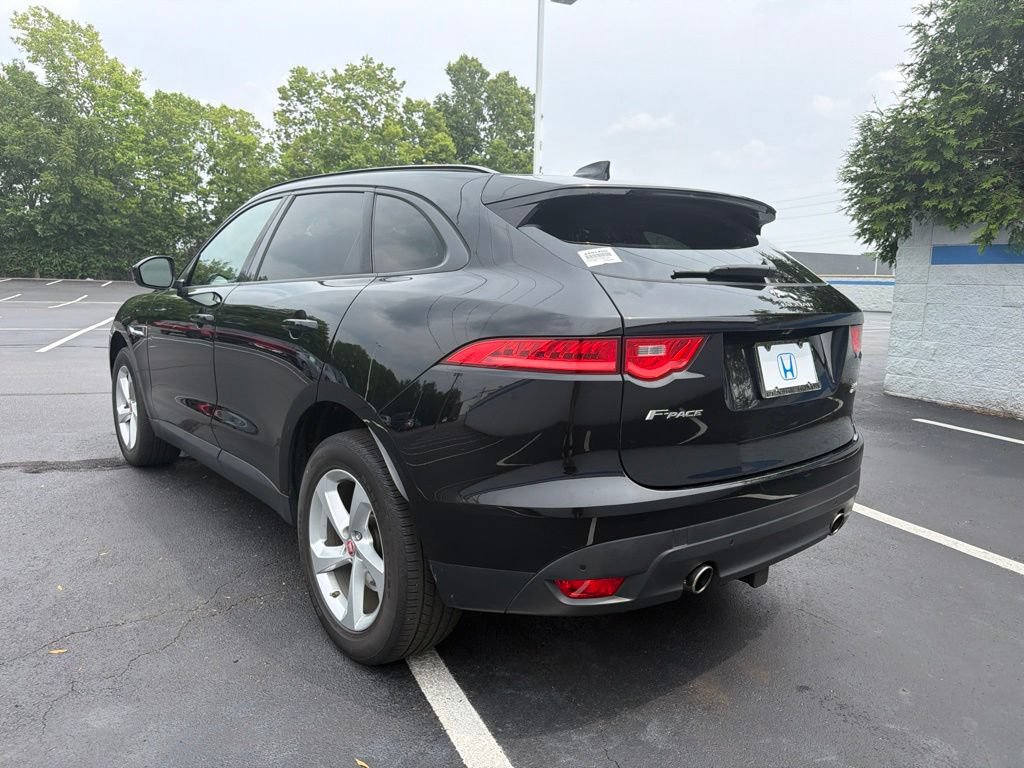 Used 2017 Jaguar F-PACE Premium AWD/4WD image 3