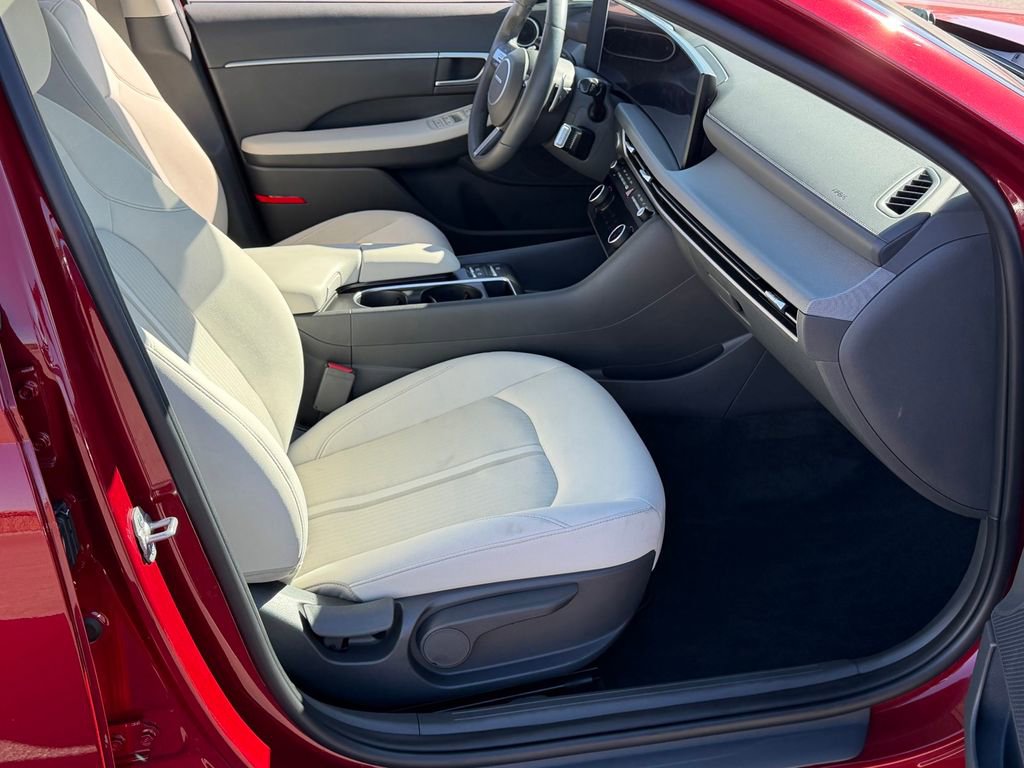 Used 2024 Hyundai Sonata SEL w/ Convenience Package image 24