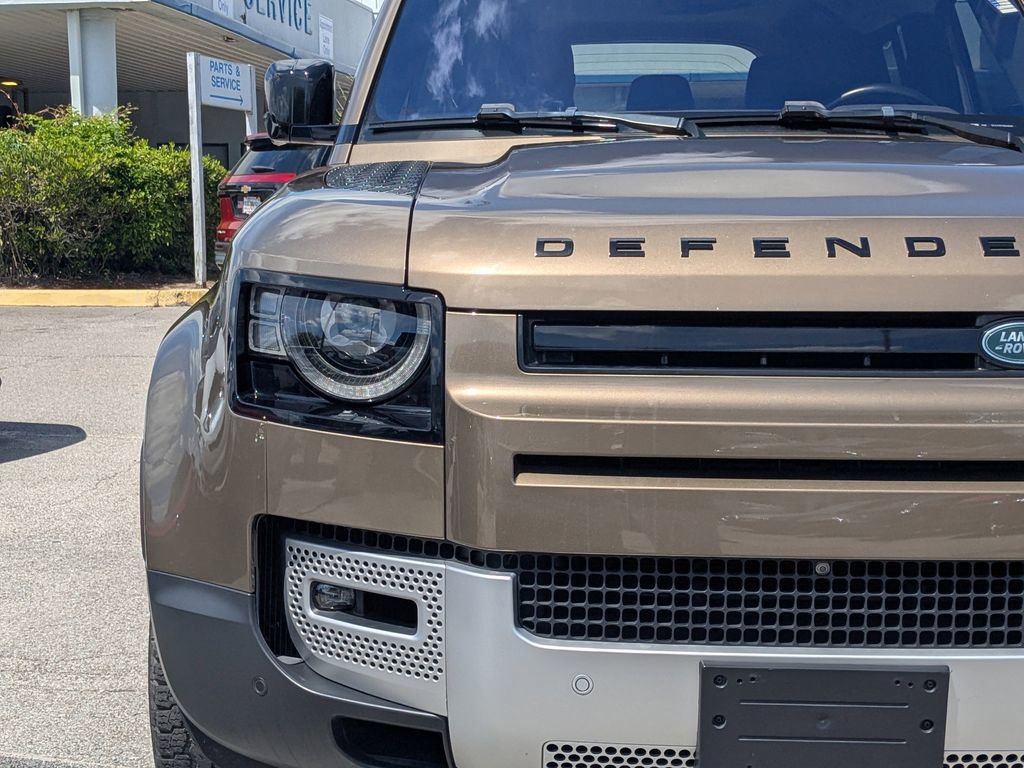 Used 2021 Land Rover Defender 110 S image 9