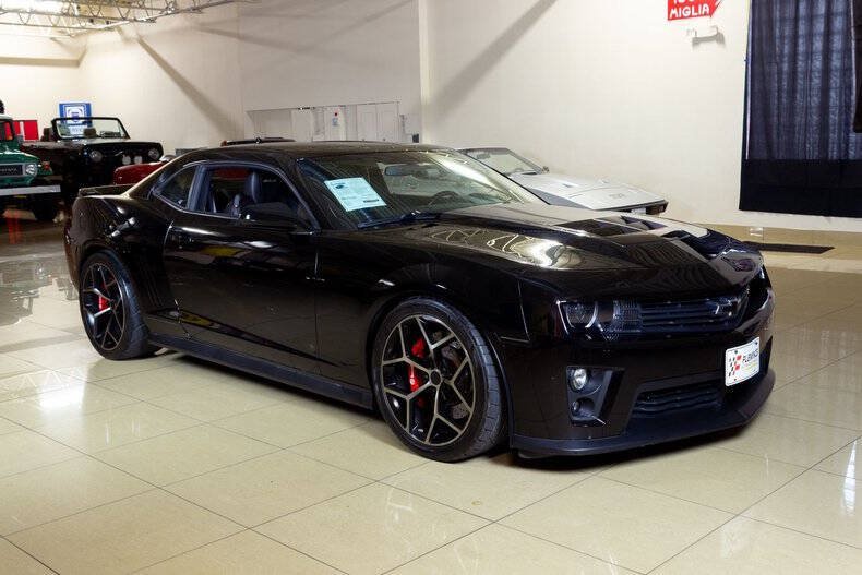 Used 2013 Chevrolet Camaro ZL1 RWD image 27