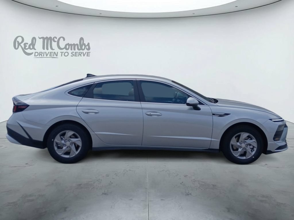 New 2026 Hyundai Sonata SE FWD image 6