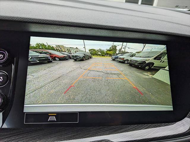 Used 2023 Buick Envision Essence AWD/4WD image 24
