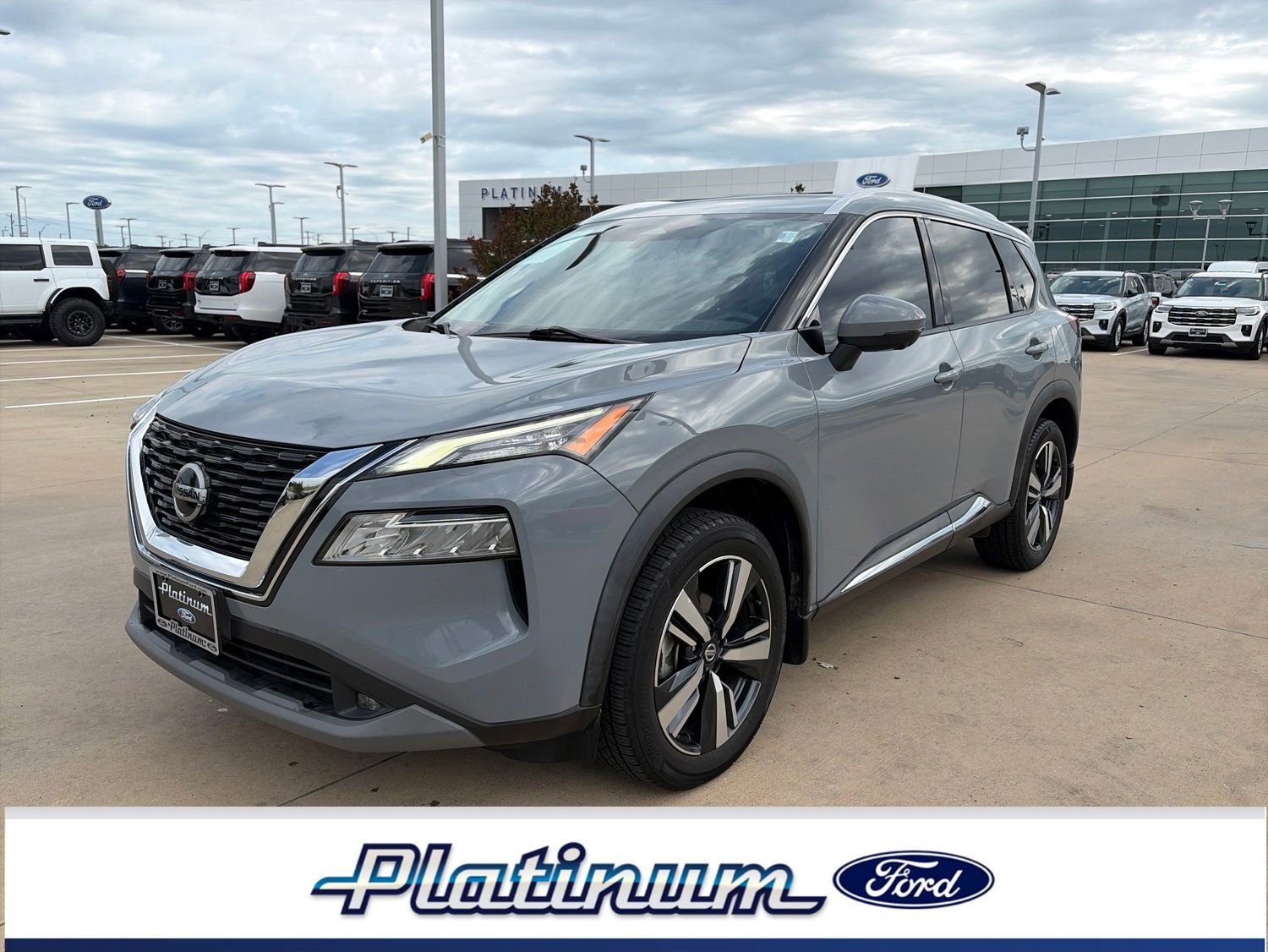 Used 2021 Nissan Rogue SL FWD image 1