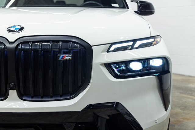 Certified 2025 BMW X7 M60i image 7