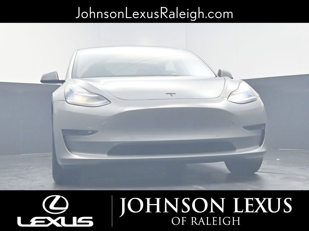 Used 2020 Tesla Model 3 Standard Range Plus image 15