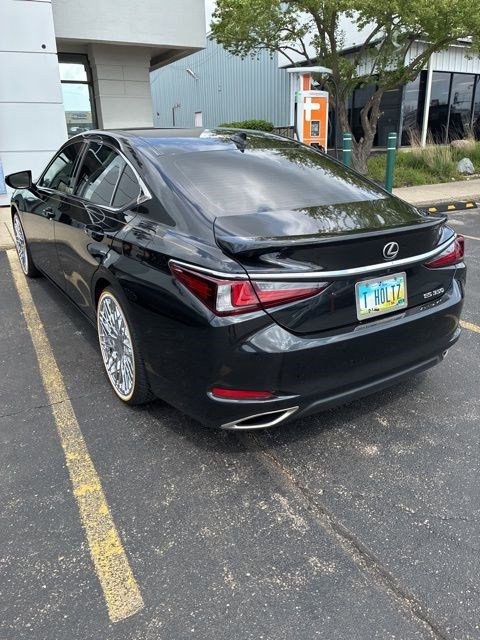 Used 2024 Lexus ES 350 w/ Premium Package FWD image 16