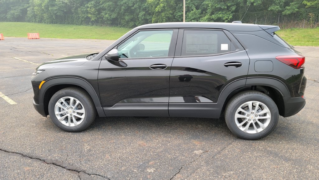 New 2026 Chevrolet TrailBlazer LS w/ LS Convenience Package FWD image 7