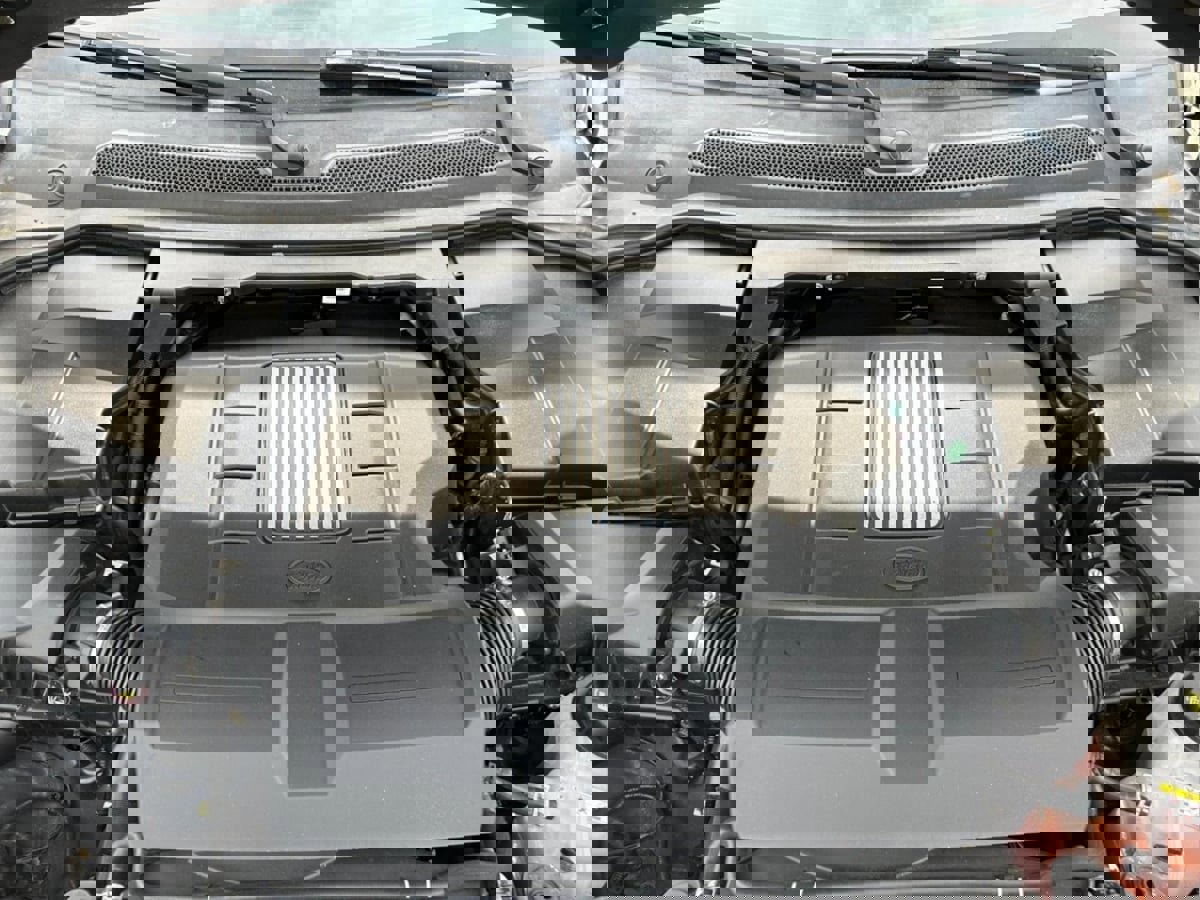 Used 2016 Land Rover LR4 HSE LUX image 28