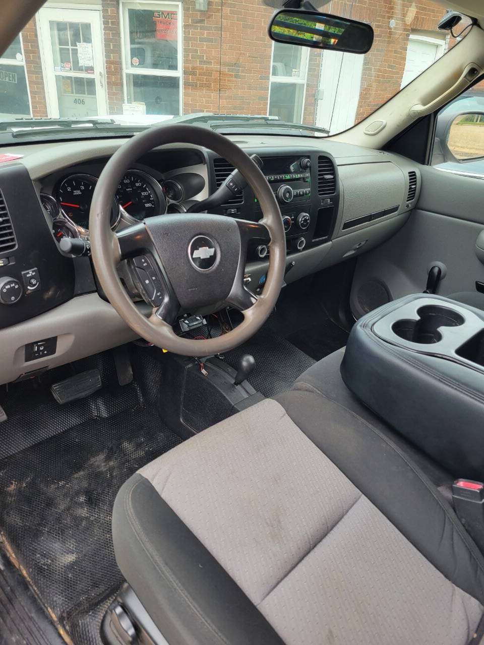 Used 2009 Chevrolet Silverado 2500 W/T AWD/4WD image 7