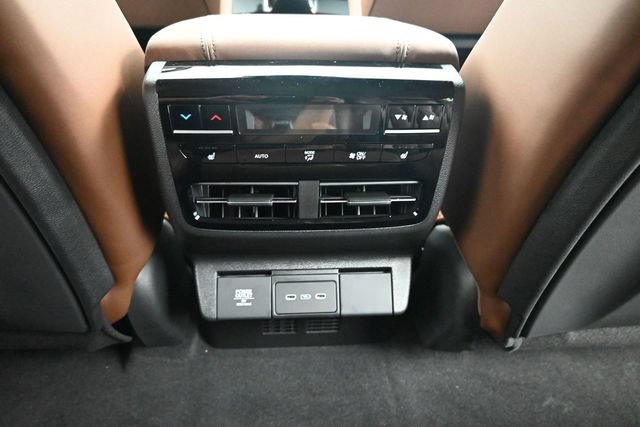New 2026 Acura MDX w/ Advance Package AWD/4WD image 16