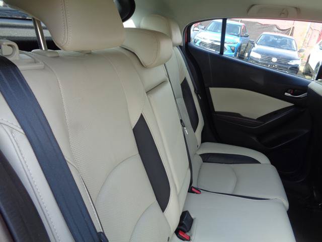 Used 2014 MAZDA MAZDA3 s Grand Touring FWD image 11
