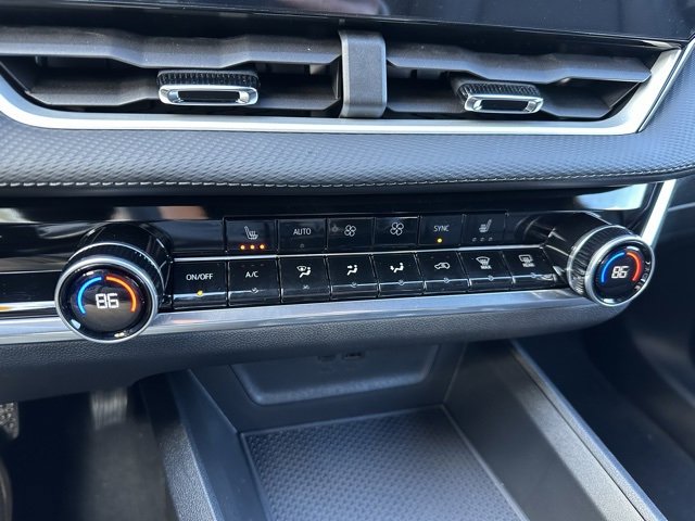 New 2026 Chevrolet Equinox LT image 18