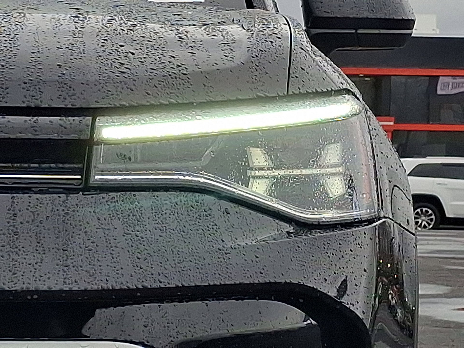 Used 2025 Volkswagen Taos SE FWD image 28