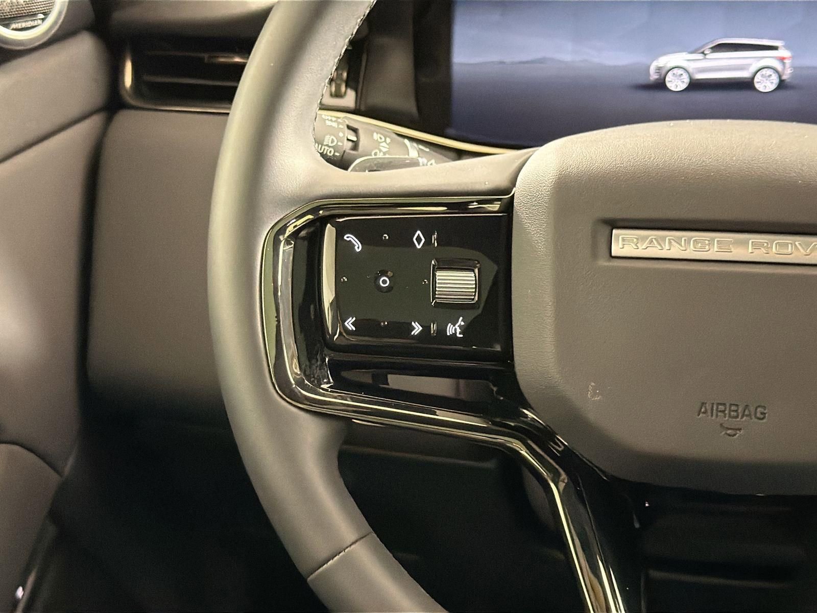 Certified 2026 Land Rover Range Rover Evoque S image 12